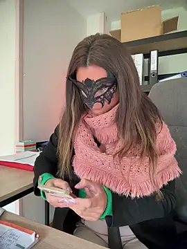 Snapshot of Loveblackzilla chatting on February 2026 12:44:02 PM Loveblackzilla online show from February 2026 12:44:02 PM