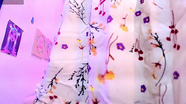 Snapshot of tylla_ chatting on March 2025 03:09:02 AM tylla online show from March 2025 03:09:02 AM