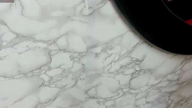 IVISBOUNCYASS online show from October 2025 12:48:02 PM