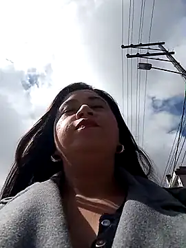 Snapshot of Sexy_Tifany chatting on February 2025 02:37:01 PM Sexy Tifany online show from February 2025 02:37:01 PM