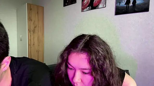 Tw1nFlame online show from November 2025 10:26:01 AM