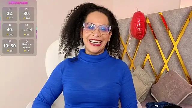 Cintiia Holmes online show from March 2026 02:04:02 AM