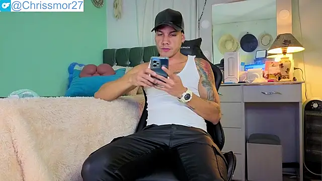 Snapshot of Chrissken chatting on September 2025 12:58:02 AM Chrissken online show from September 2025 12:58:02 AM