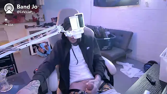 BadJewfucks online show from February 2026 07:06:02 PM