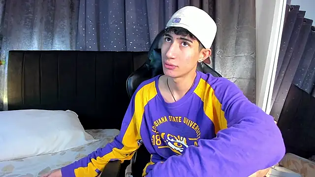 NovaaWheler online show from March 2026 12:01:02 PM