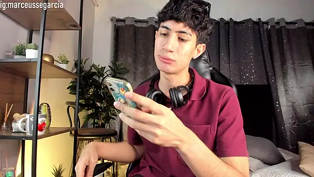 NovaaWheler online show from March 2026 11:49:01 AM