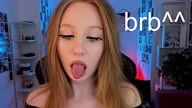 Snapshot of DariaTate chatting on March 2026 08:33:02 AM DariaTate online show from March 2026 08:33:02 AM