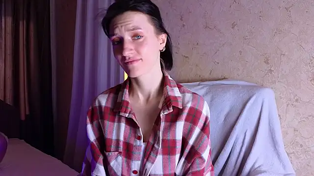 roxy riot  online show from February 2025 07:37:01 AM