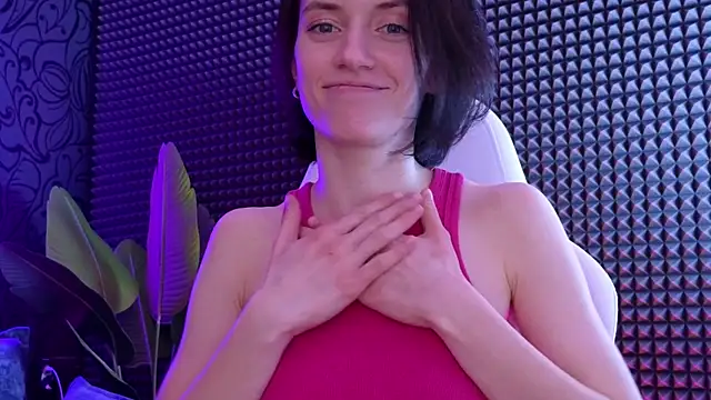 roxy riot  online show from February 2025 07:37:02 AM