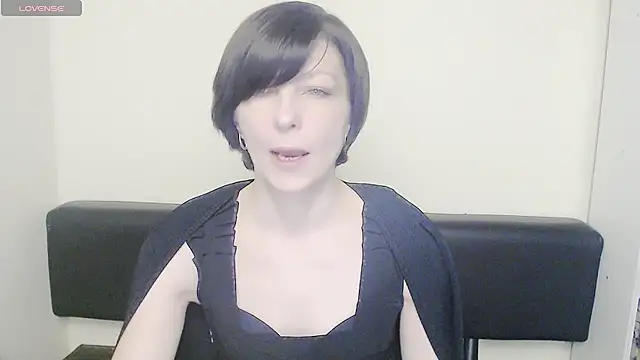 Snapshot of _AngeliaFlow_ chatting on February 2025 07:44:02 AM AngeliaFlow online show from February 2025 07:44:02 AM