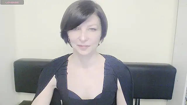 Snapshot of _AngeliaFlow_ chatting on February 2025 11:29:02 AM AngeliaFlow online show from February 2025 11:29:02 AM