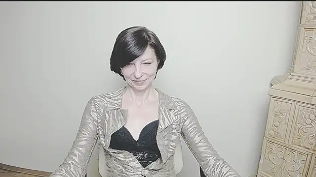 Snapshot of _AngeliaFlow_ chatting on March 2025 11:22:02 AM AngeliaFlow online show from March 2025 11:22:02 AM