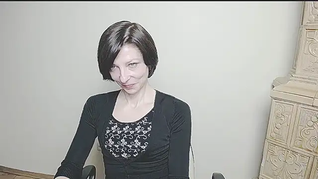 Snapshot of _AngeliaFlow_ chatting on March 2025 10:46:01 AM AngeliaFlow online show from March 2025 10:46:01 AM