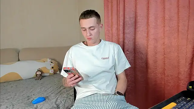 crazybottom99 online show from October 2025 07:48:02 PM