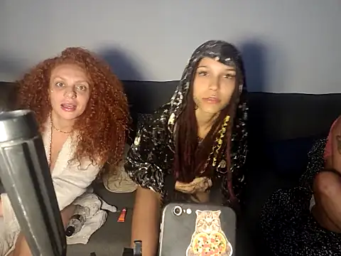 Snapshot of nickelfie chatting on March 2025 10:13:02 AM nickelfie online show from March 2025 10:13:02 AM