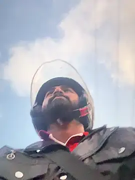 Rishwithr online show from October 2025 12:35:02 PM