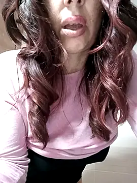 Snapshot of bambolina_sexy1985 chatting on April 2026 08:43:02 PM bambolina sexy1985 online show from April 2026 08:43:02 PM