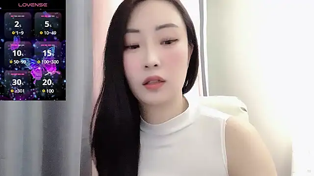 Snapshot of Niannian--sexy chatting on February 2025 08:50:02 AM Niannian--sexy online show from February 2025 08:50:02 AM