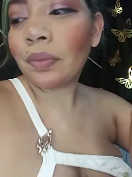 Snapshot of Sophia_Brunett chatting on May 2026 08:17:01 PM Sophia Brunett online show from May 2026 08:17:01 PM