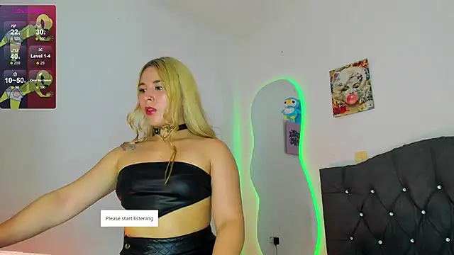 Snapshot of Vickyallien chatting on October 2025 04:08:01 PM Vickyallien online show from October 2025 04:08:01 PM