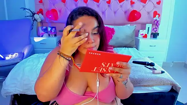 Snapshot of KourtneyEvans chatting on March 2025 08:27:01 PM KourtneyEvans online show from March 2025 08:27:01 PM