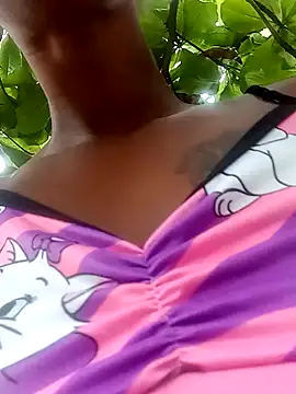 Lesly warrio online show from February 2026 04:49:01 PM