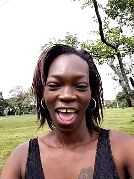 Lesly warrio online show from February 2026 03:29:02 PM