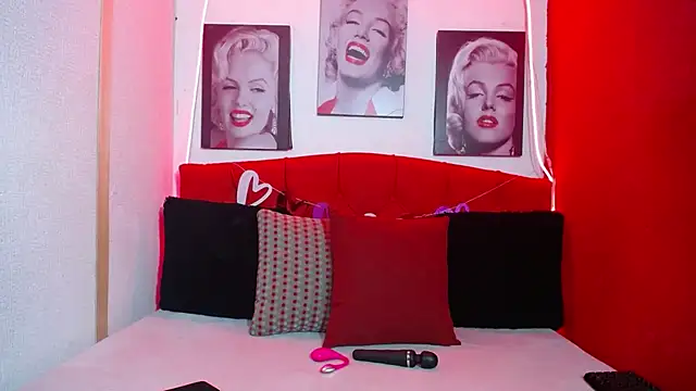 Tiana Ebony18 online show from February 2026 11:54:01 AM