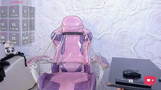 Snapshot of Brianna_Hard chatting on February 2025 09:00:01 PM Brianna Hard online show from February 2025 09:00:01 PM
