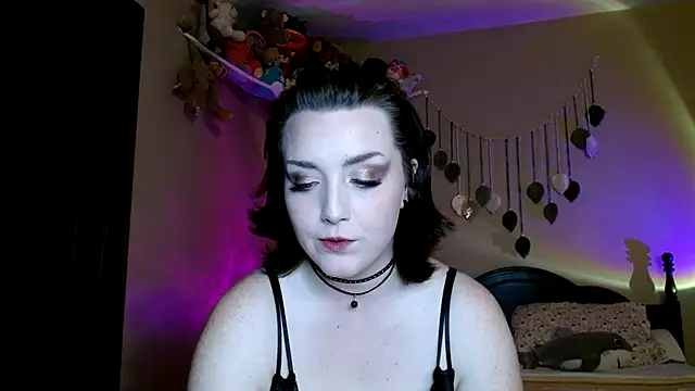 lilmisspuppet online show from August 2026 11:39:01 PM