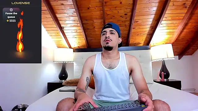 Sebastian Berne online show from October 2025 07:20:02 PM