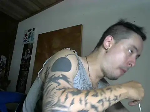 Snapshot of vampireathome chatting on July 2026 06:23:01 PM vampireathome online show from July 2026 06:23:01 PM