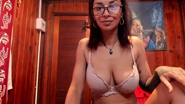 Snapshot of katia_voodoo13 chatting on September 2025 02:44:02 AM katia voodoo13 online show from September 2025 02:44:02 AM