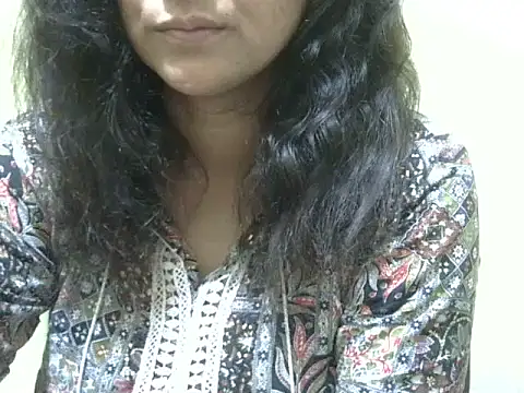 Snapshot of Your_cutiepie_ chatting on November 2025 06:30:01 PM Your cutiepie online show from November 2025 06:30:01 PM