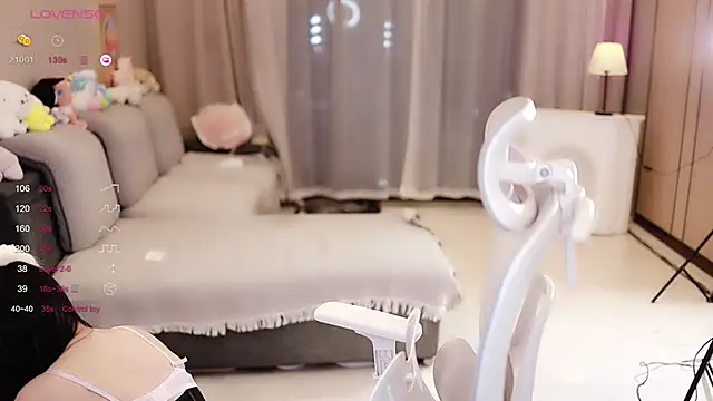 Moonccoi online show from February 2025 09:17:01 PM