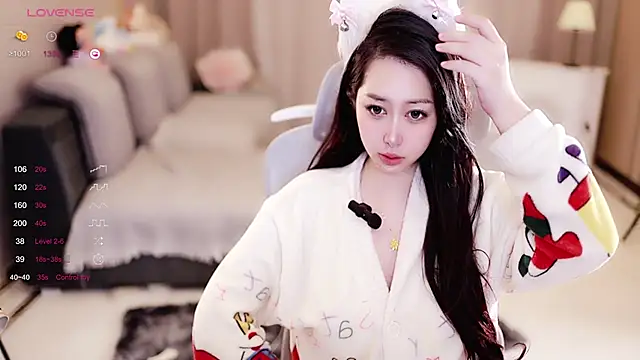 Moonccoi online show from February 2025 04:18:02 AM