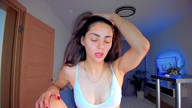 EmiliaZen online show from October 2025 01:13:01 PM