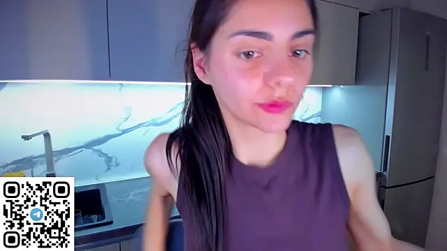 EmiliaZen online show from May 2026 08:04:02 PM