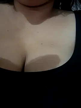 daianaspencer online show from September 2025 07:41:01 AM