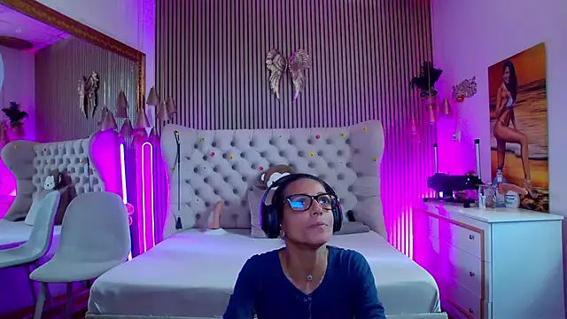 Snapshot of PlayfulShow chatting on July 2026 07:50:02 AM PlayfulShow online show from July 2026 07:50:02 AM