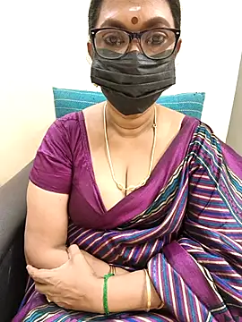 niiveditha online show from February 2025 04:30:02 PM