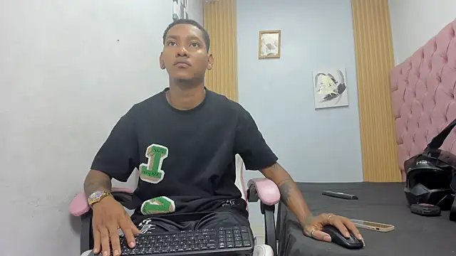 blackdirty420 online show from December 2025 04:58:01 PM