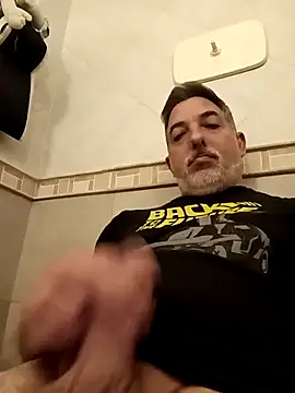 Snapshot of Sexyguycumming chatting on March 2025 02:15:01 AM Sexyguycumming online show from March 2025 02:15:01 AM