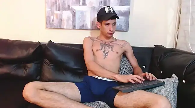 Snapshot of biigjhonny chatting on February 2025 06:23:01 AM biigjhonny online show from February 2025 06:23:01 AM