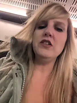 Sexybiene969 online show from January 2026 05:29:02 PM