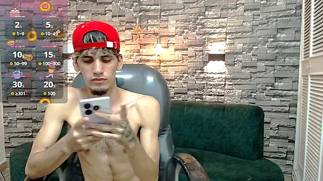 Snapshot of Dirty_Kingg chatting on February 2025 02:55:01 AM Dirty Kingg online show from February 2025 02:55:01 AM