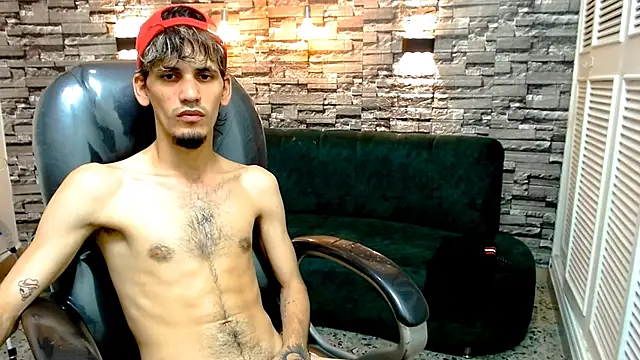 Snapshot of Dirty_Kingg chatting on February 2025 12:06:01 AM Dirty Kingg online show from February 2025 12:06:01 AM