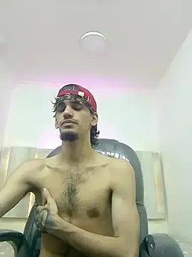 Snapshot of Dirty_Kingg chatting on March 2025 11:16:02 PM Dirty Kingg online show from March 2025 11:16:02 PM