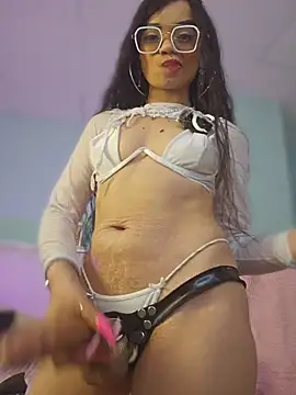 Snapshot of Emerald_gh chatting on March 2026 12:06:01 AM Emerald gh online show from March 2026 12:06:01 AM