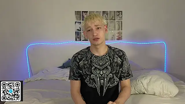 Snapshot of Julian_wins chatting on March 2026 05:00:02 AM Julian wins online show from March 2026 05:00:02 AM